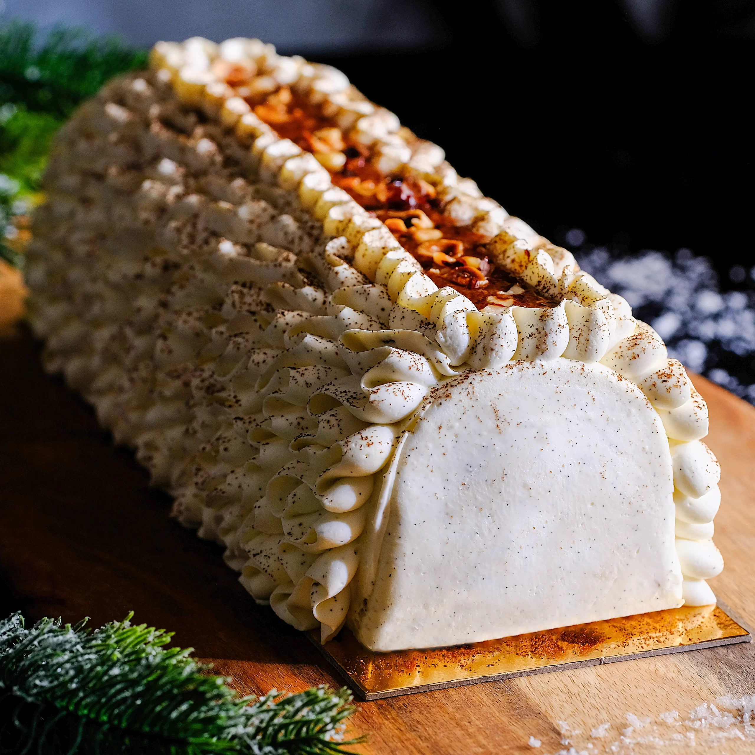 Bûche vanille praliné